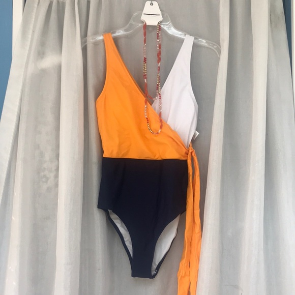 Cupshe Other - Cupshe swimsuit
